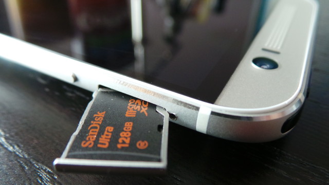 M8 AndroDollar 2 - VERSUS : Samsung Galaxy S5 vs HTC One (M8) vs Sony Xperia Z2 vs LG G3