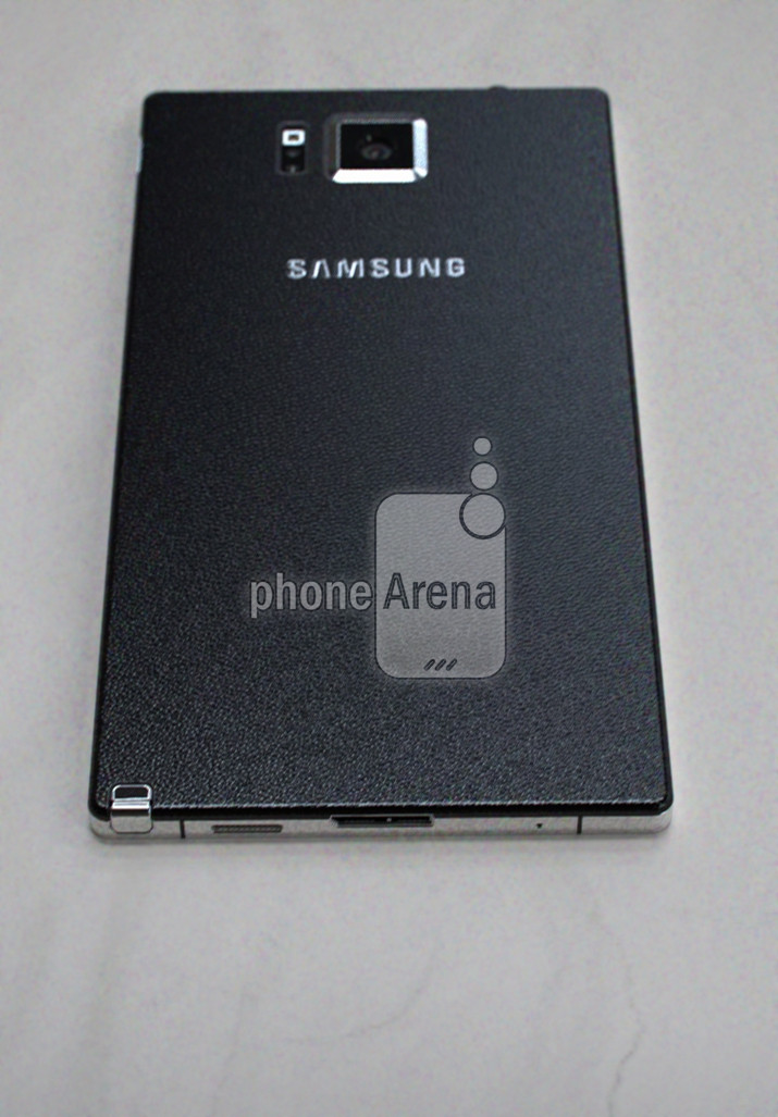 Earlier leak of the Samsung Galaxy Note 4 - UPDATED : LEAKED : Samsung Galaxy Note 4 with Metal Bezels, Redesigned S-Pen and Retail Box