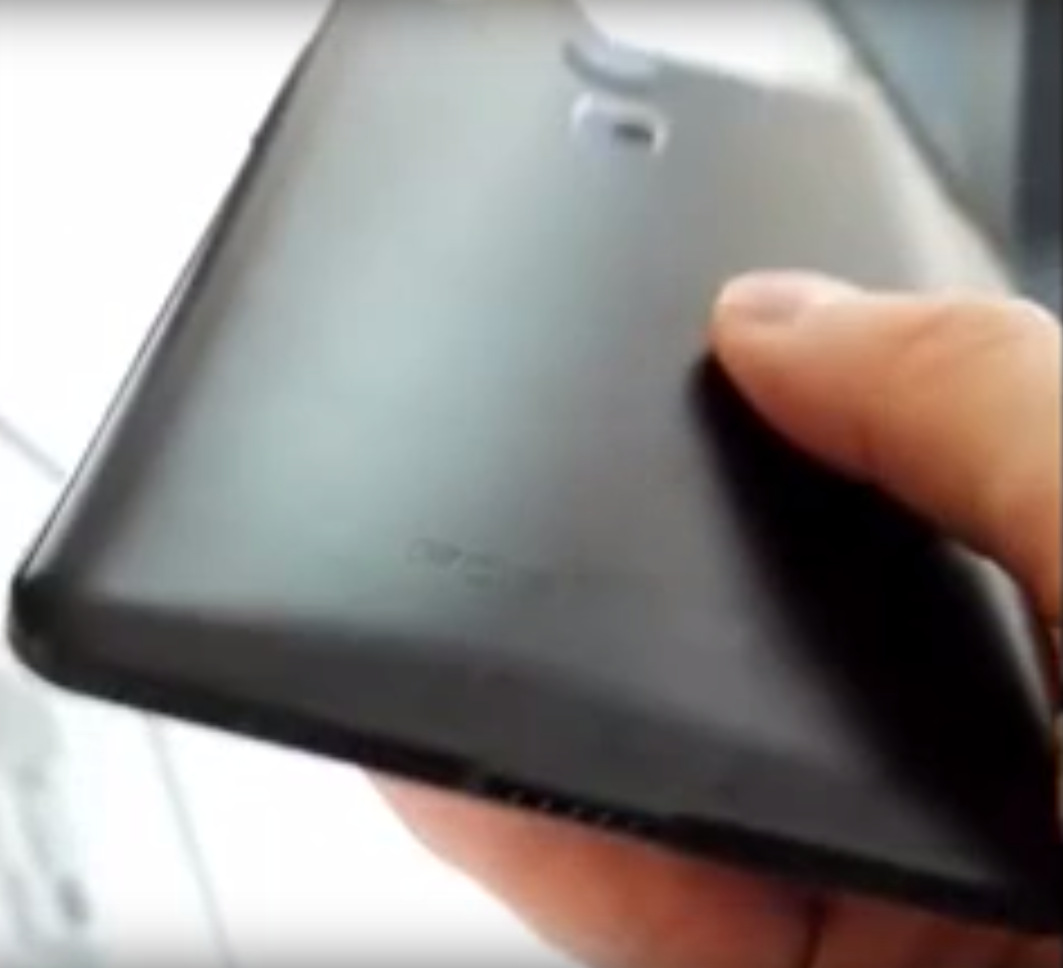 Alleged Huawei Nexus leaks 1 - Alleged Huawei made Nexus shown off in leaked video with a Fingerprint Scanner