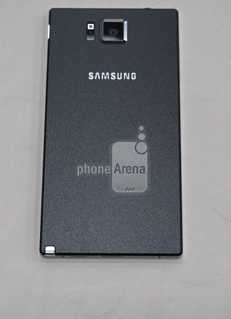 Earlier-leak-of-the-Samsung-Galaxy-Note-4 (2)